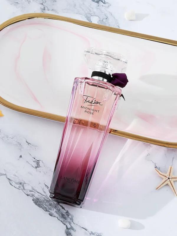 IANCOME Midnight rose light essence - Image 2
