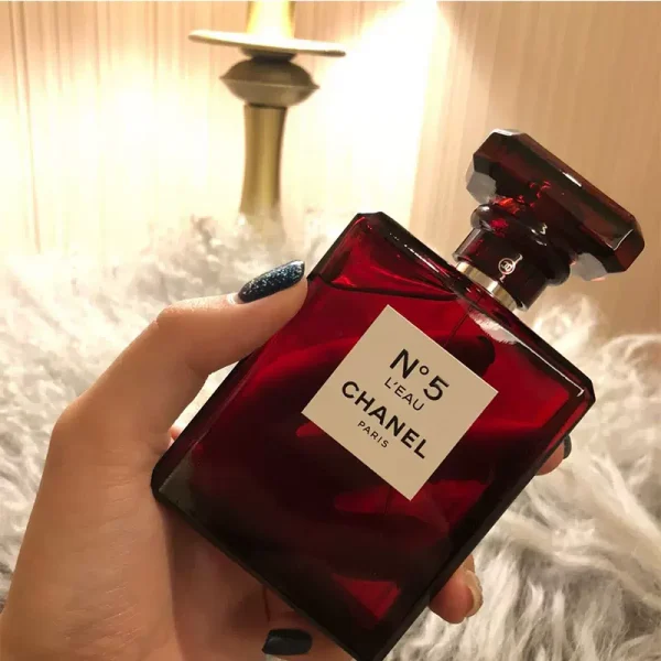 CHANEI Limited edition Red Bottle N5 eau de toilette - Image 2