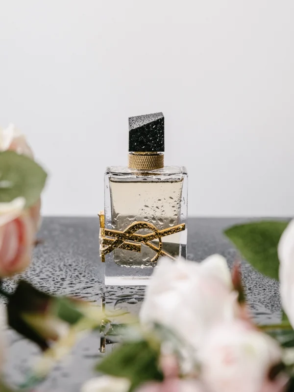 YSl The strong fragrance of the water of freedom - Image 4